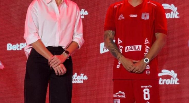 Tulio, Ardila y Char, los magnates que pusieron la chequera en el mercado de fichajes Tulio, Ardila y Char, los magnates que pusieron la chequera en el mercado de fichajes